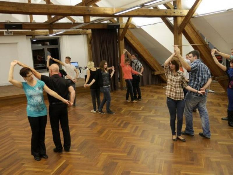 Schüler- und Jugendtanzkurs