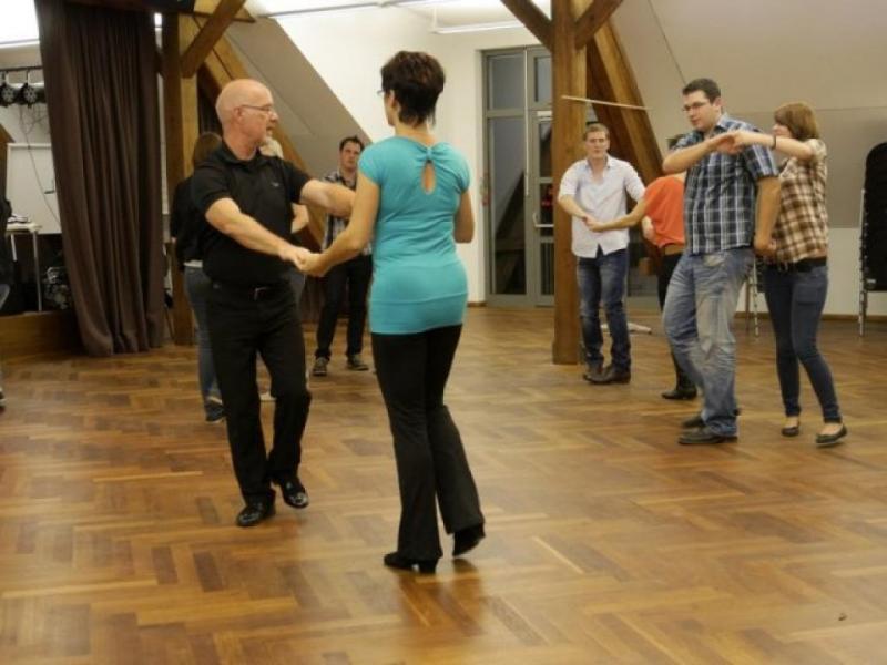 Schüler- und Jugendtanzkurs