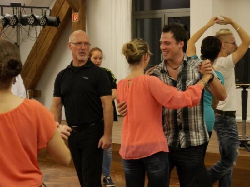 Schüler- und Jugendtanzkurs